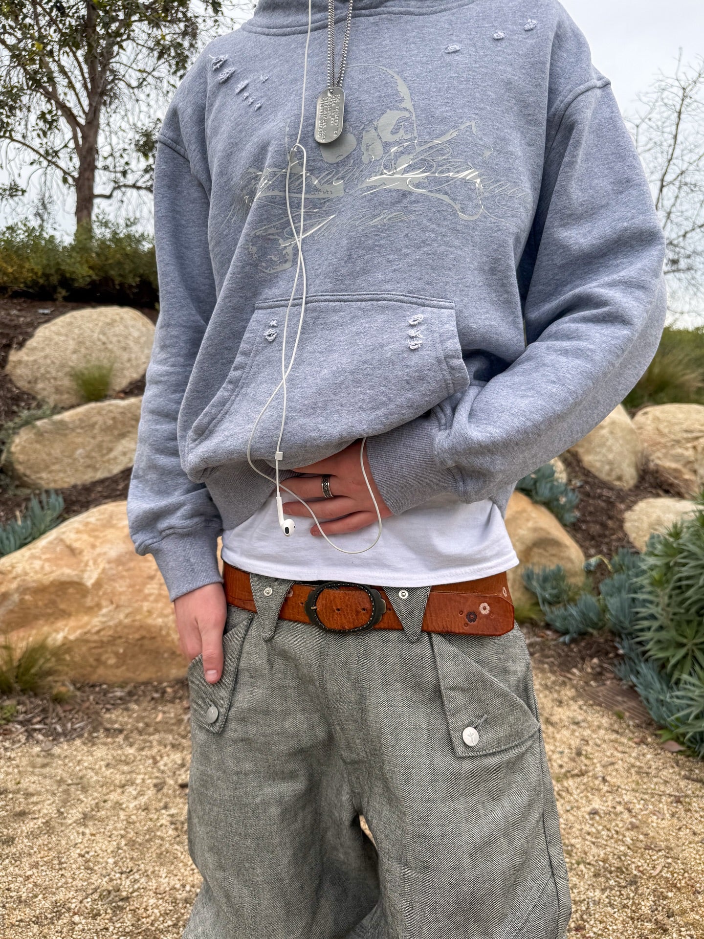 HEATHER GRAY SKULL HOODIE